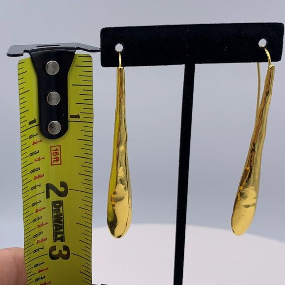 New no tags. Long drop earrings, hammered gold, minimalist geometric design, - Picture 4 of 4